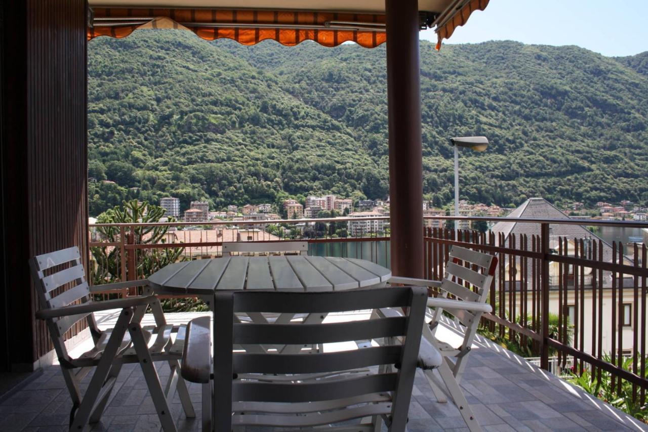 Bluelake Apartament 1 Omegna Buitenkant foto