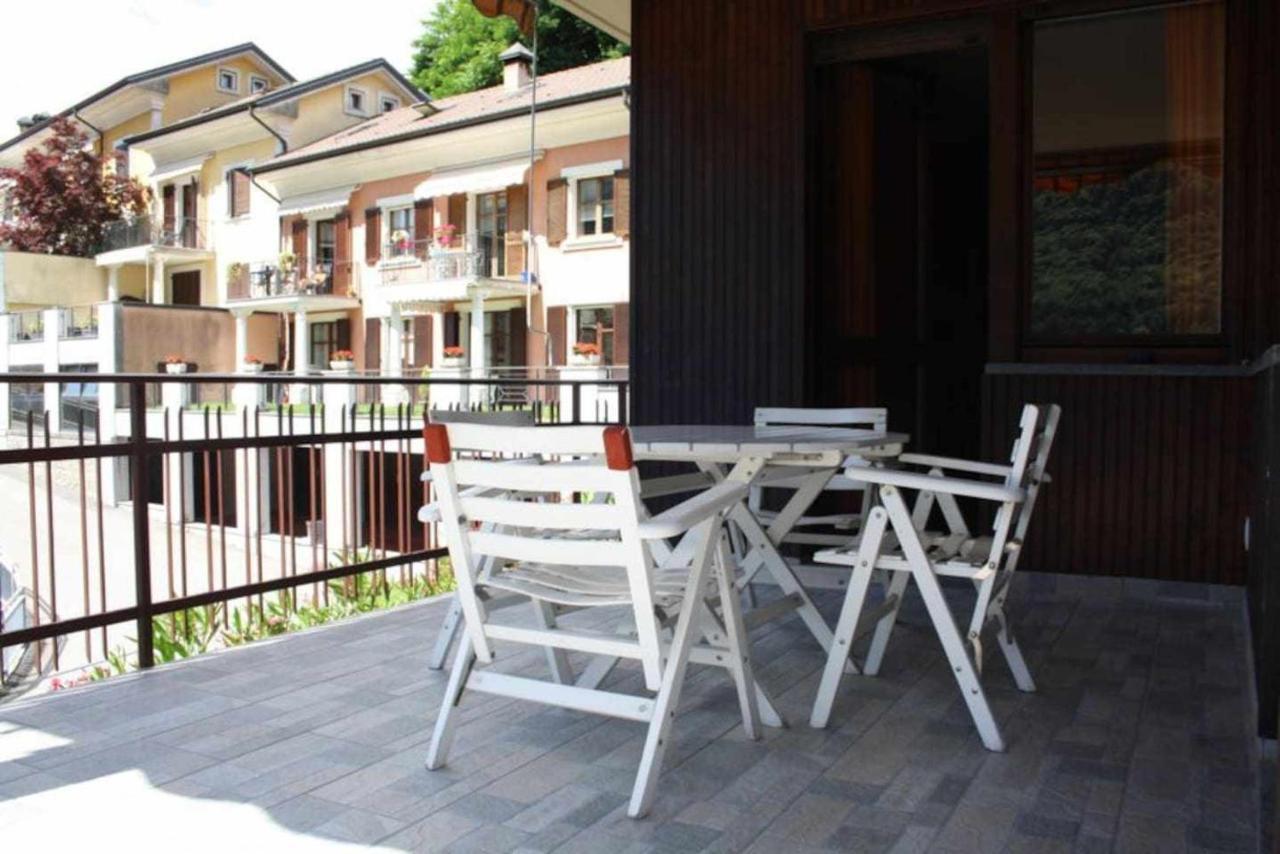 Bluelake Apartament 1 Omegna Buitenkant foto